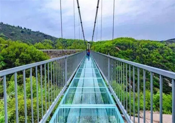 国庆1天【薰衣草 十渡玻璃桥】《薰衣草花海,与 全新升级玻璃吊桥碰撞