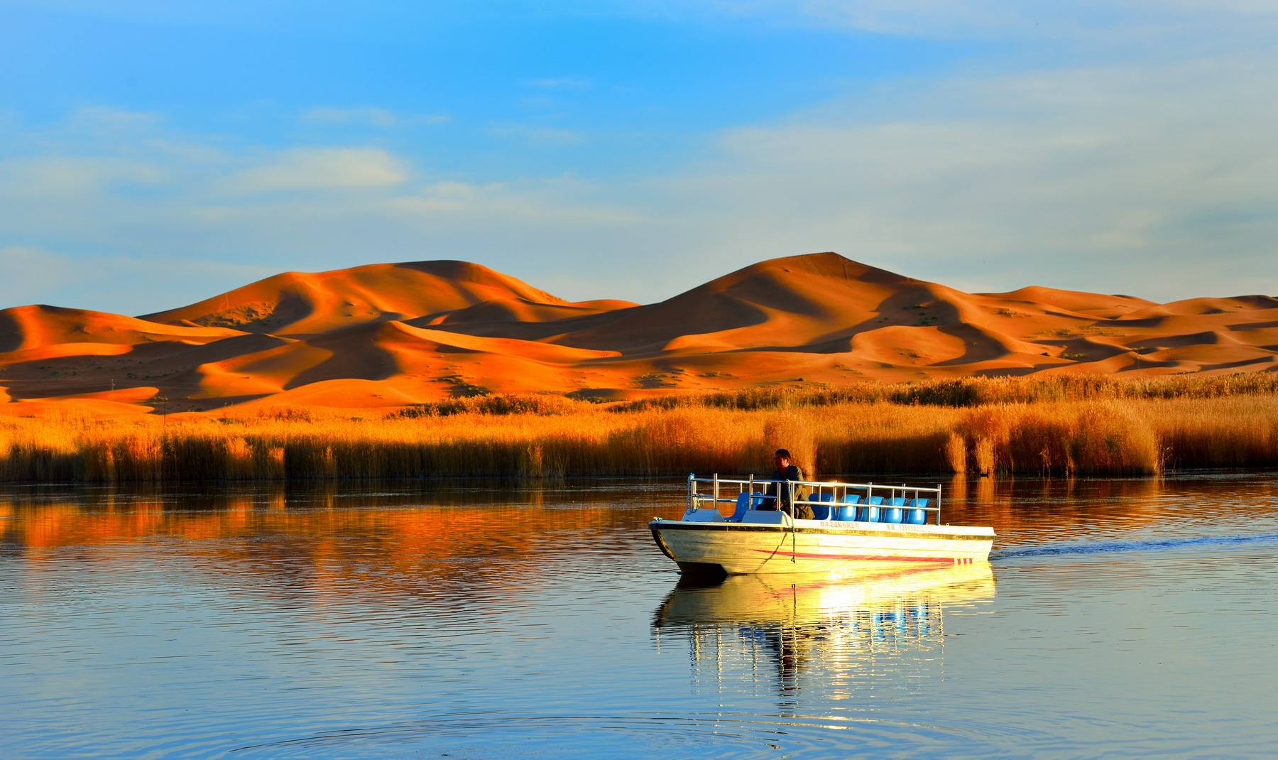 2019年 腾格里沙漠轻装4日徒步