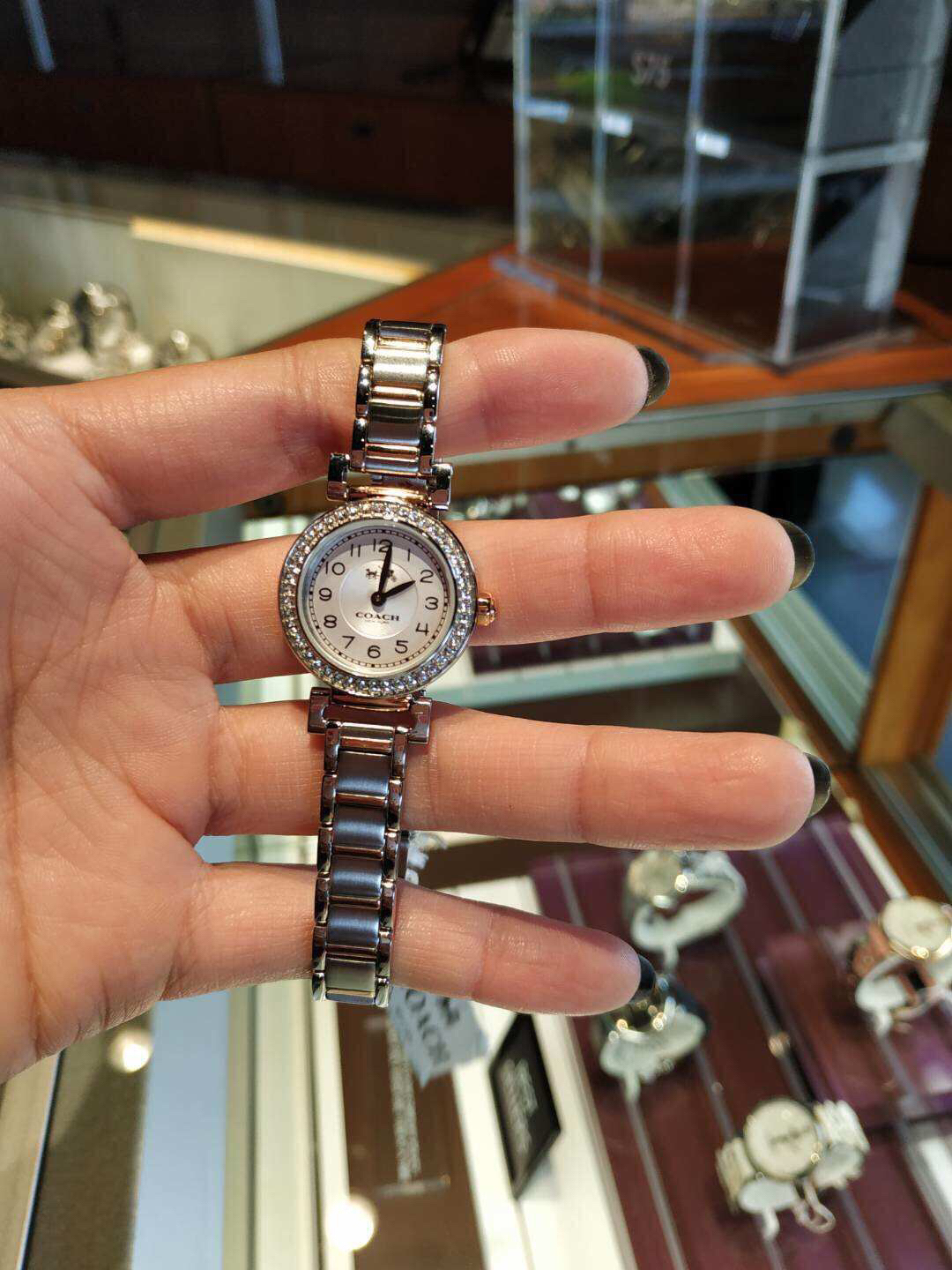 刘雯海报款!COACH麦迪逊钻圈手表