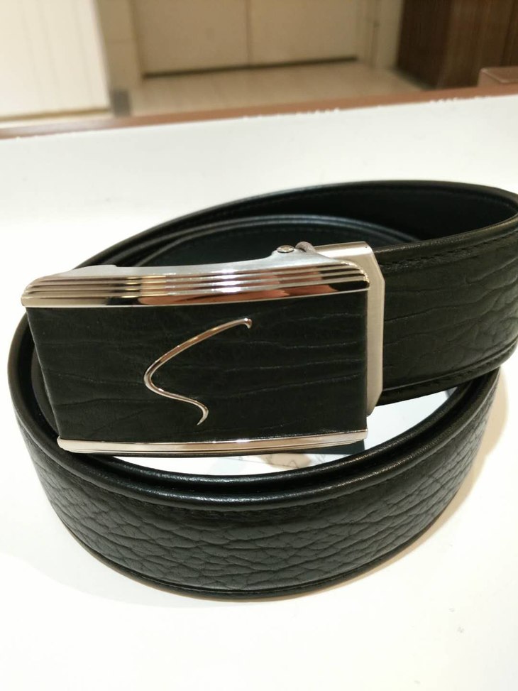 五楼沙驰男包 海豹皮皮带aq69094-4h吊牌价1880元 新品推广折后价1598