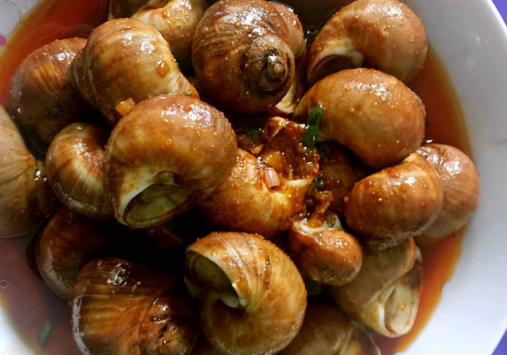 【芸香烤肉】白玉螺;送餐巾纸 薄荷糖