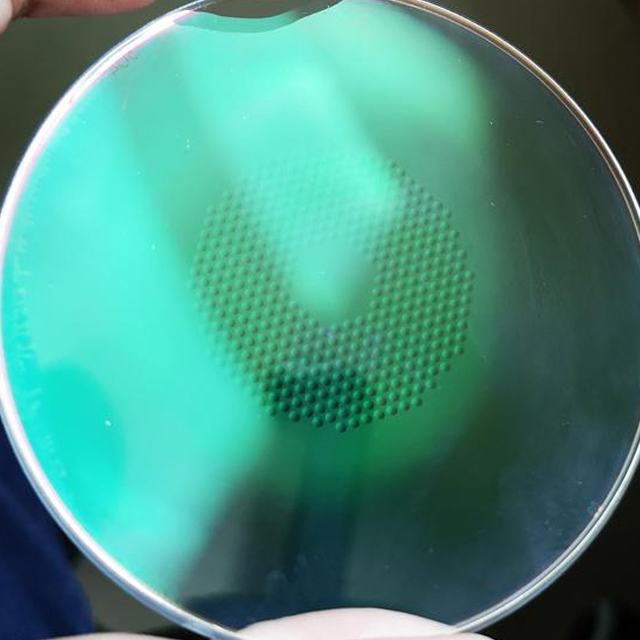 新乐学多点近视离焦镜片!日本 hoya & 香港理工大学共同研发,矫正儿童