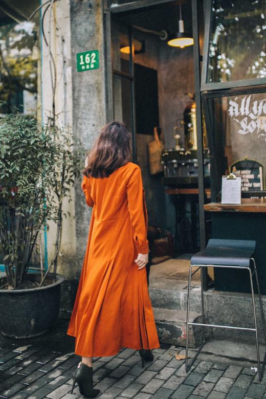 AtelierMissLu / Sabrina 亮橘风琴摆系扣长风衣 商品图5