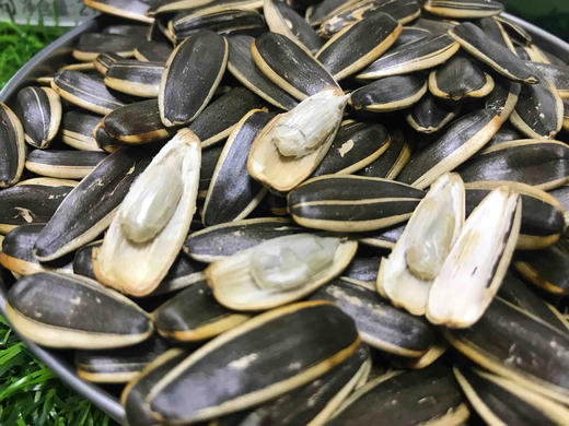 疯嗑瓜子，健康葵花籽，原味，🈚️任何添加，籽大，颗粒饱满，非常香脆 商品图6