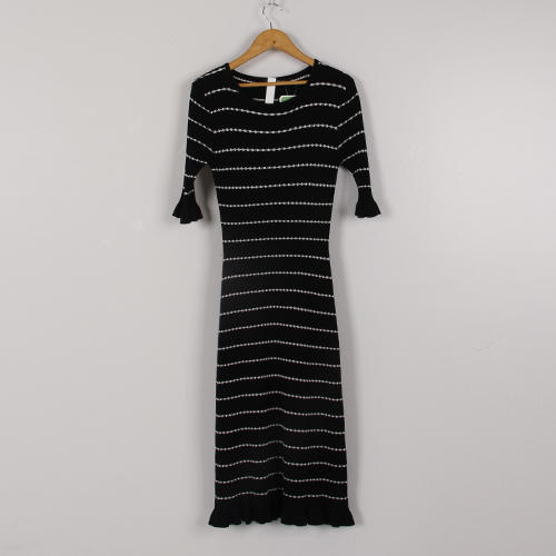 VICTORIA BECKHAM 36码针织连衣裙黑白条纹修身木耳边 F42 商品图0