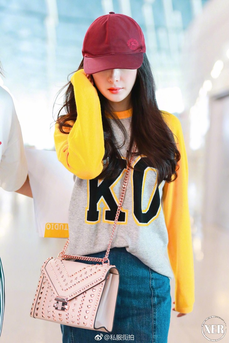 七夕特别款~mk 杨幂款whitney铆钉缀饰链条信封包