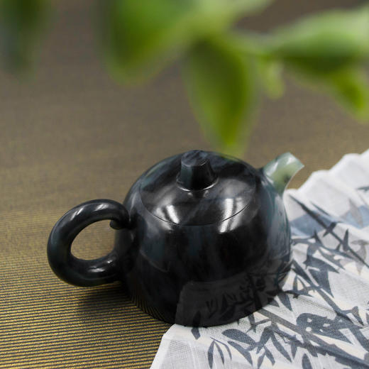 和田玉（青花）玉壶 --高把贵妃壶（宋鸣放6635）126.64g 商品图0