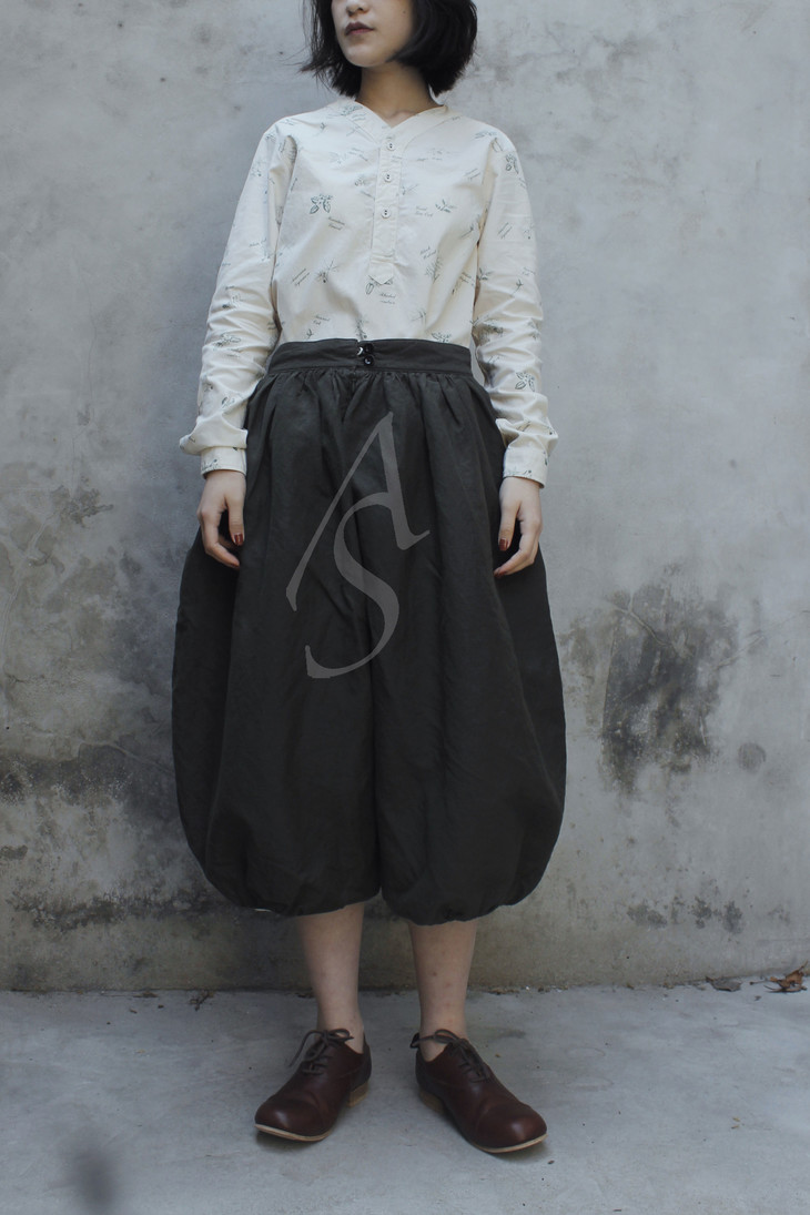 garment reproduction of workers 卡其色dora南瓜裤