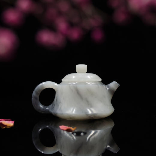 和田玉（青花）玉壶--钟情壶（宋鸣放6636）142.50g 商品图1