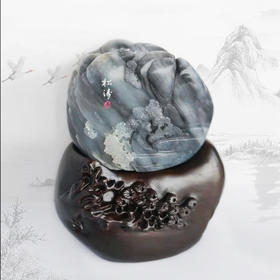 和田玉（青花）独籽摆件--松凌（孙有庚）240g