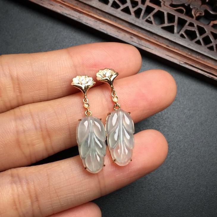 【d81330】翡翠冰种叶子耳坠