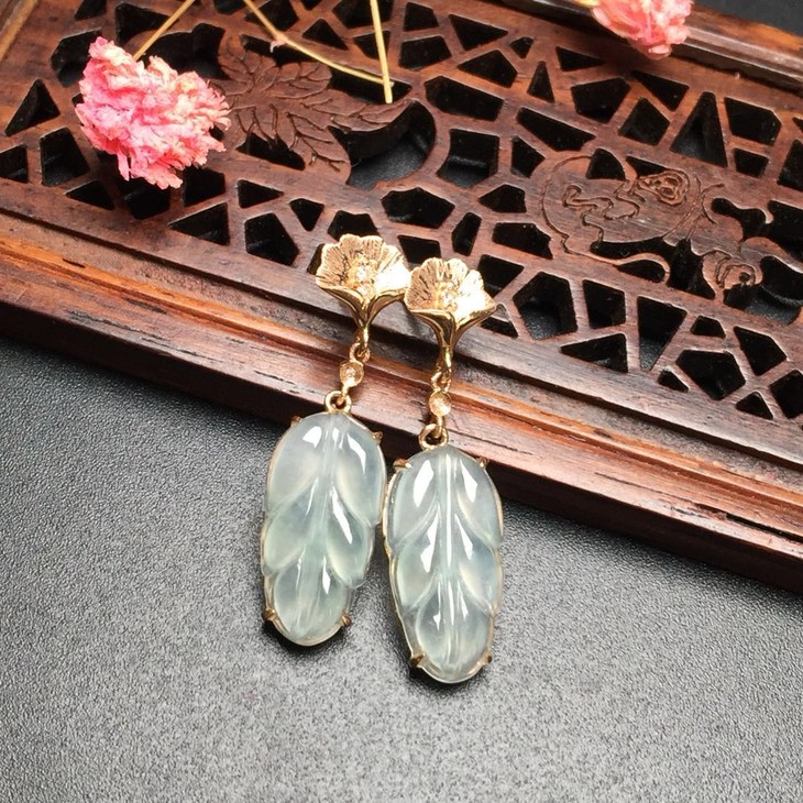 【d81330】翡翠冰种叶子耳坠