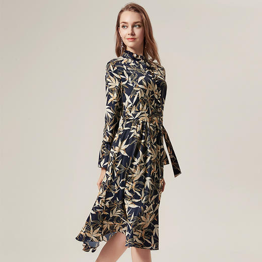 EITIE爱特爱品牌女装修身显瘦喇叭袖立领印花连衣裙中裙5807516 商品图3