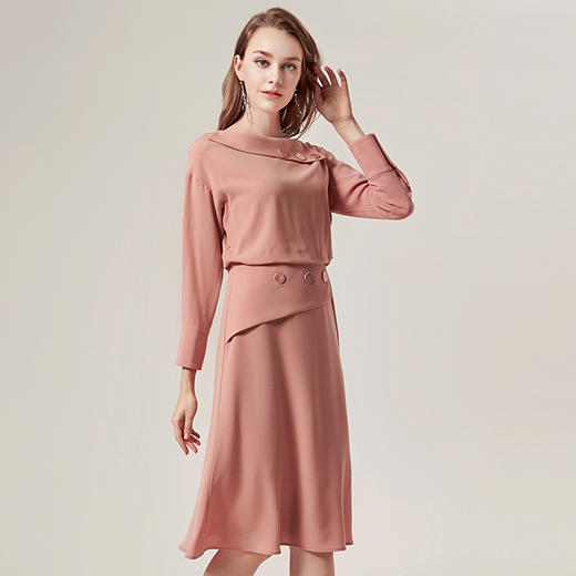 EITIE爱特爱品牌女装时尚气质圆领九分袖中裙纯色连衣裙5807511 商品图3