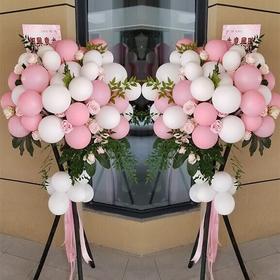 生意昌盛 单个   16个粉气球，22个白气球，戴安娜粉玫瑰间插，龟背叶等绿叶搭配(1642)
