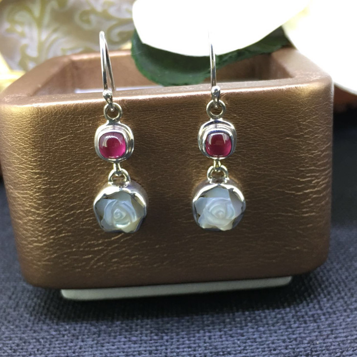 泰国天然彩贝玫瑰花耳环