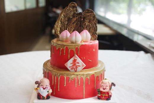 场景主题蛋糕系列｜寿星公 寿星婆 寿桃 祝寿双层，如图款式，新鲜水果，动物性淡奶油~ 商品图0