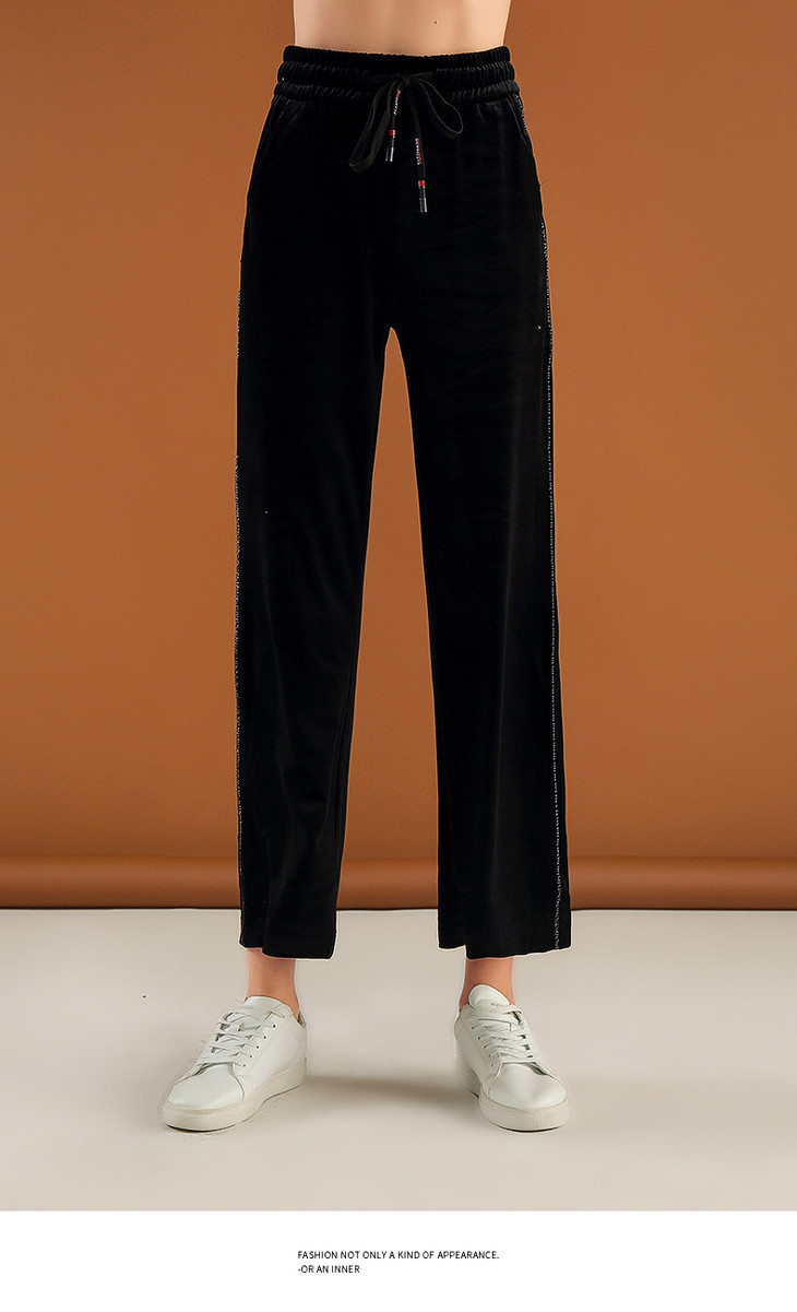 卡尔诺2020秋季新品显瘦阔腿直筒亮绒高腰长裤ka85049