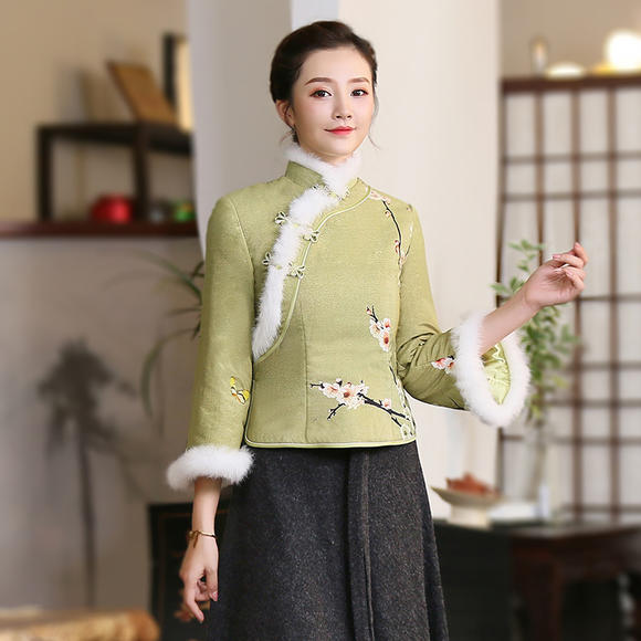 xgt-t8389新款真丝印花修身兔毛领唐装上衣
