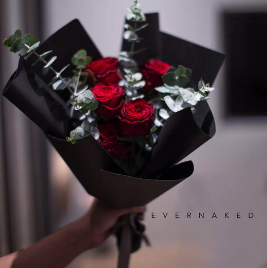 「绅士」红黑花束 商品图0