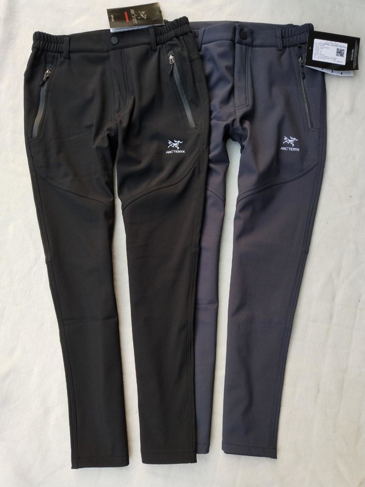 点此购买 男款 始祖鸟弹力加厚水貂绒软壳裤 亮 108071