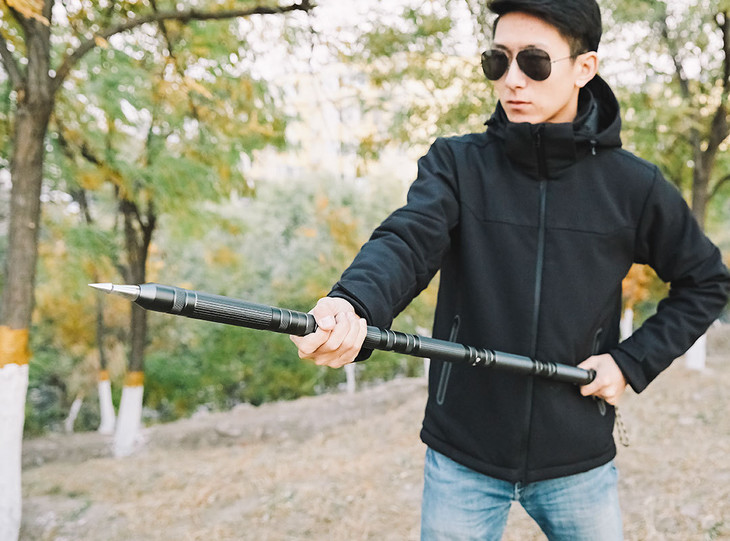 【野外必备】多功能雷霆战术棍