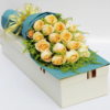 夏之物语  19支香槟玫瑰，黄莺搭配，礼盒包装（1654） 商品缩略图0