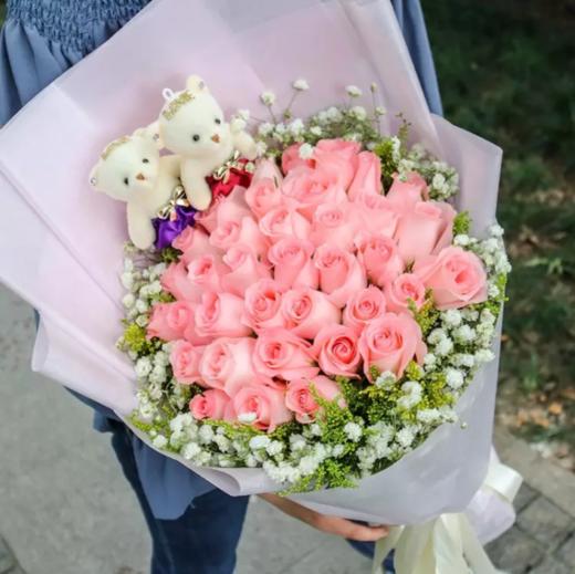 三生三世  33枝粉玫瑰 满天星搭配（1647） 商品图0