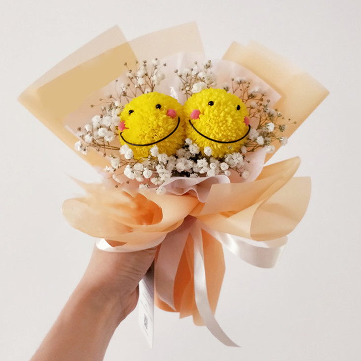 ins温暖可爱表情笑脸黄色乒乓菊花束送女友老婆爱人生日