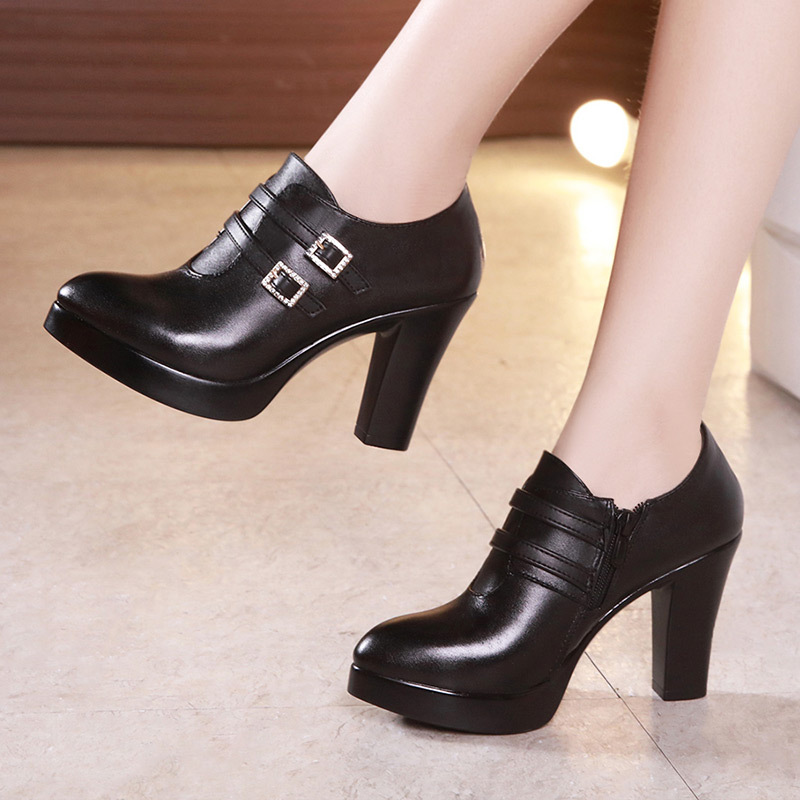 秋深口粗跟高跟英伦大码40-43码女鞋-6133