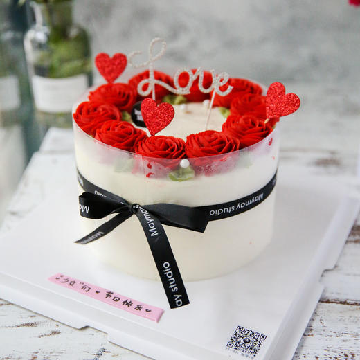 " 唯一的Love玫瑰韩花 “ 私人订制 韩花主题奶油水果蛋糕 0073 8寸（8~10个人享用）17:00-19:00请提前5个小时预定 商品图0