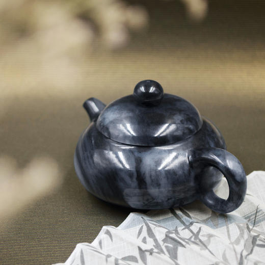 和田玉（青花）玉壶--三足传炉壶（宋鸣放6638）169.2g 商品图2