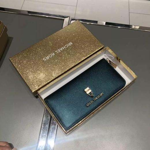 michael kors mk 最新款 女士小锁头钱包 颜色超美