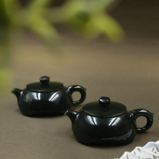 和田玉（青玉）玉壶--方旋壶（宋鸣放6694）123.48g 商品图1