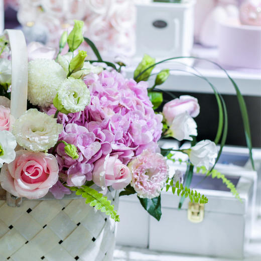 Flowerbene【花有独钟】私人订制芳华系列手提花篮 商品图3