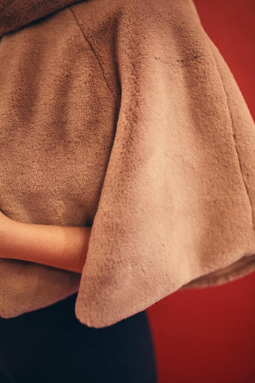 AtelierMissLu / Anita 藕荷粉兔毛小斗篷 商品图7