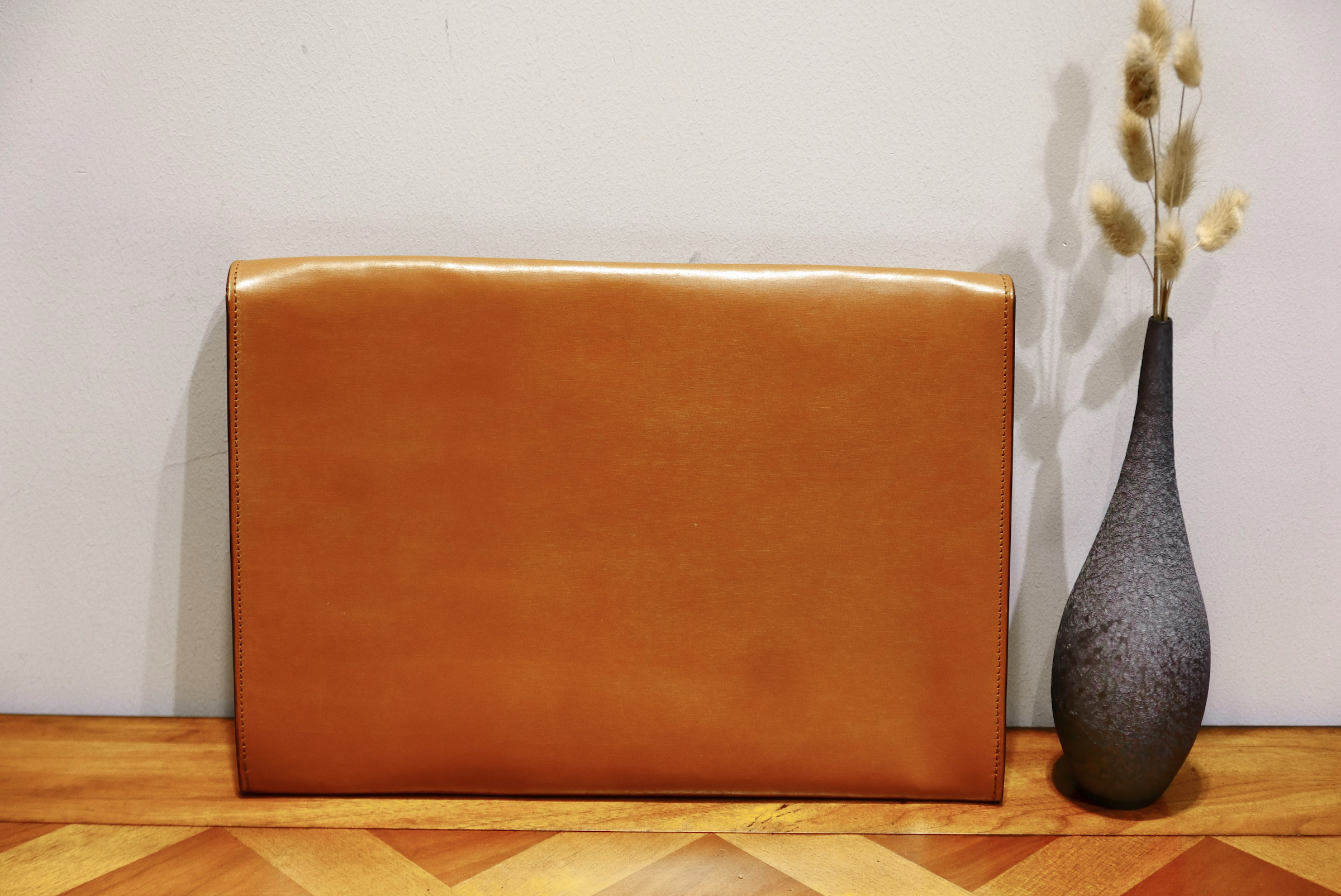 马鞍皮英式大锁扣公文包 浅棕色