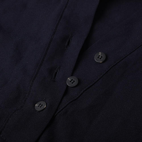 均码深蓝色v领露肩性感长袖衬衫女B63 商品图1