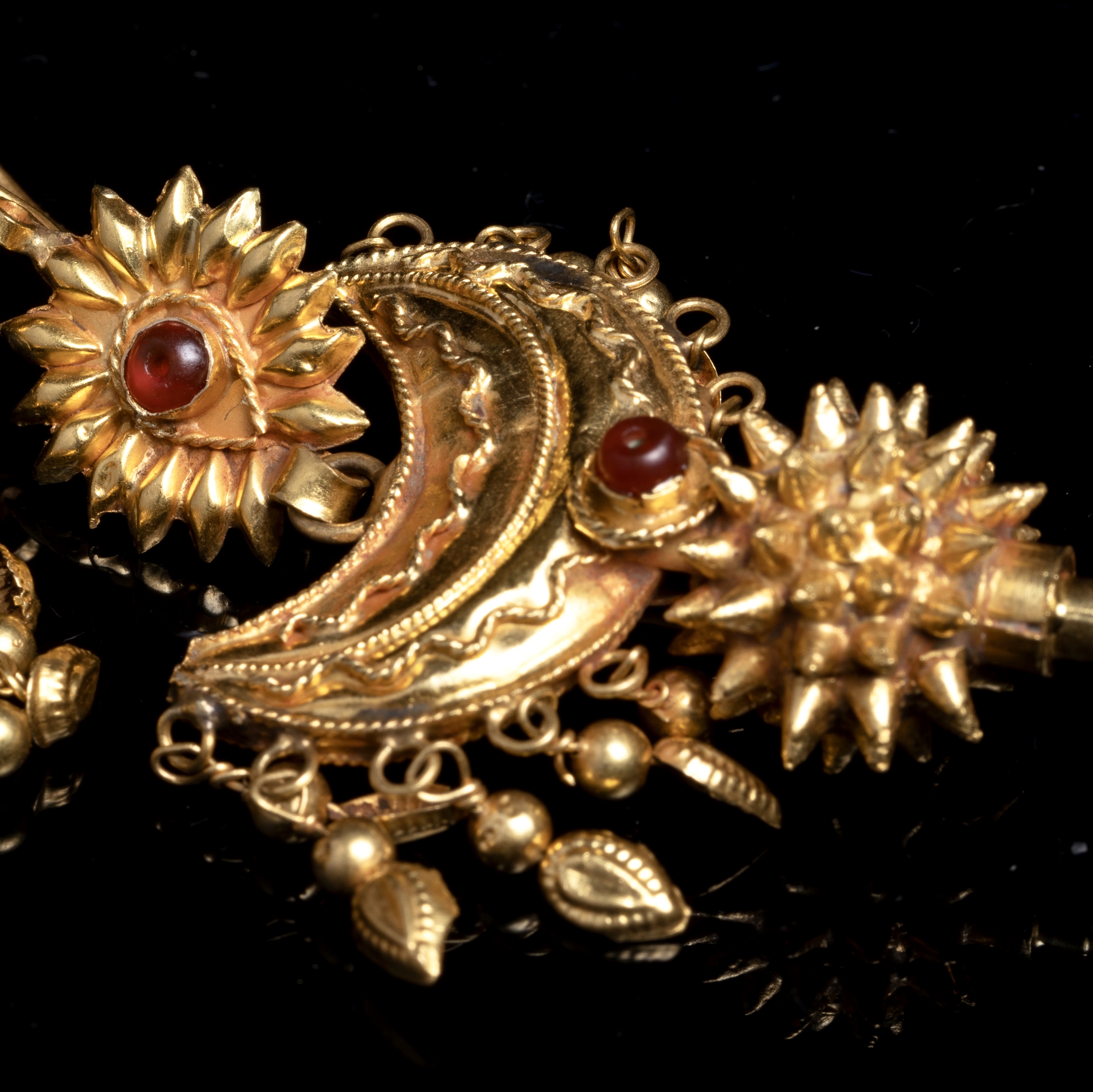 西亚高古原装金耳环 - 洪艺宁古代珠宝工作室