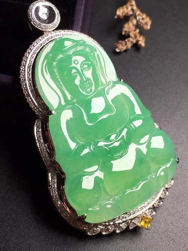 【13055】翡翠冰种苹果绿观音