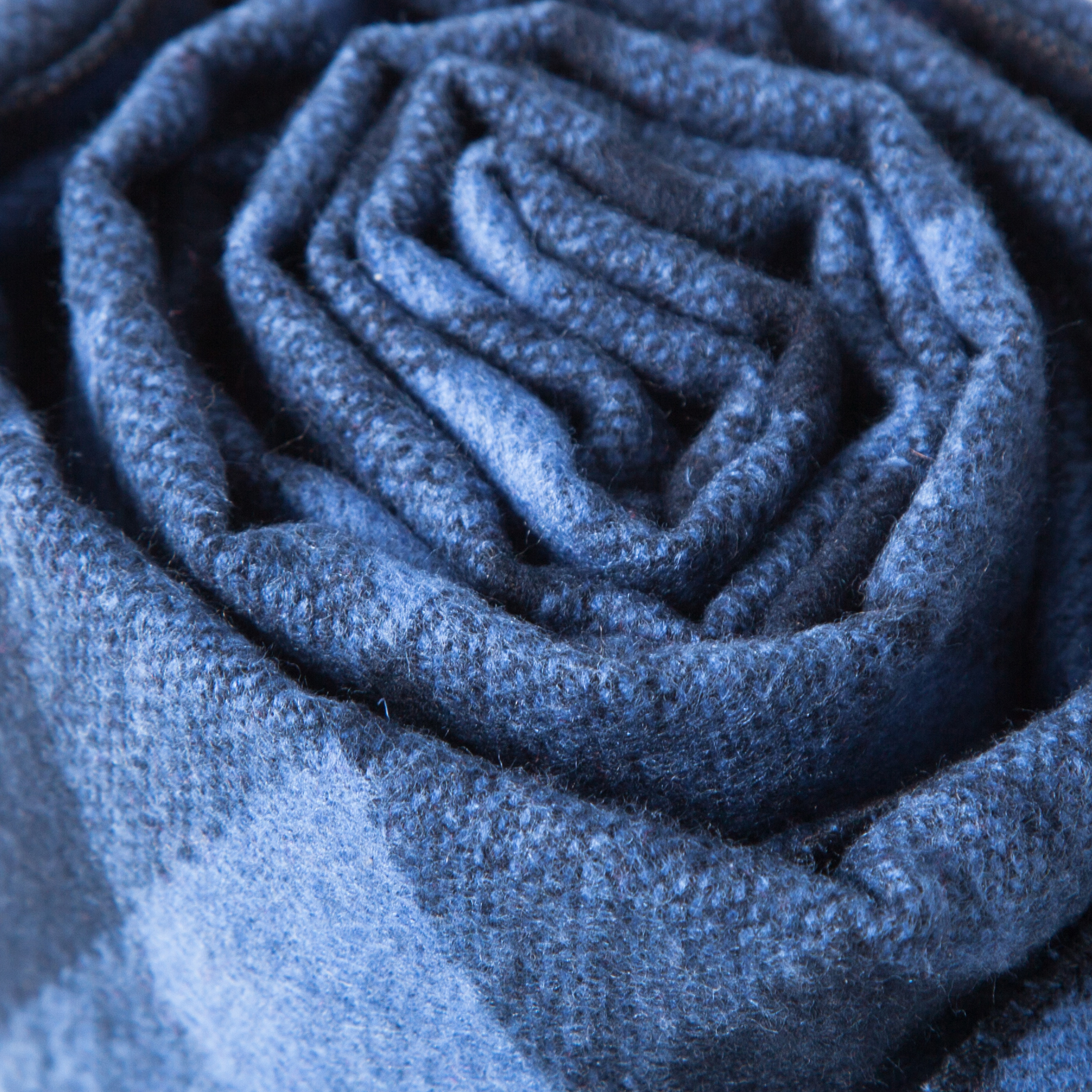 aurora奥罗拉 真丝拉绒围巾