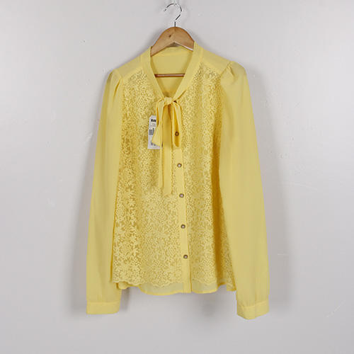 太平鸟L码黄色蕾丝系带蝴蝶结雪纺长袖衬衫女B32 商品图0