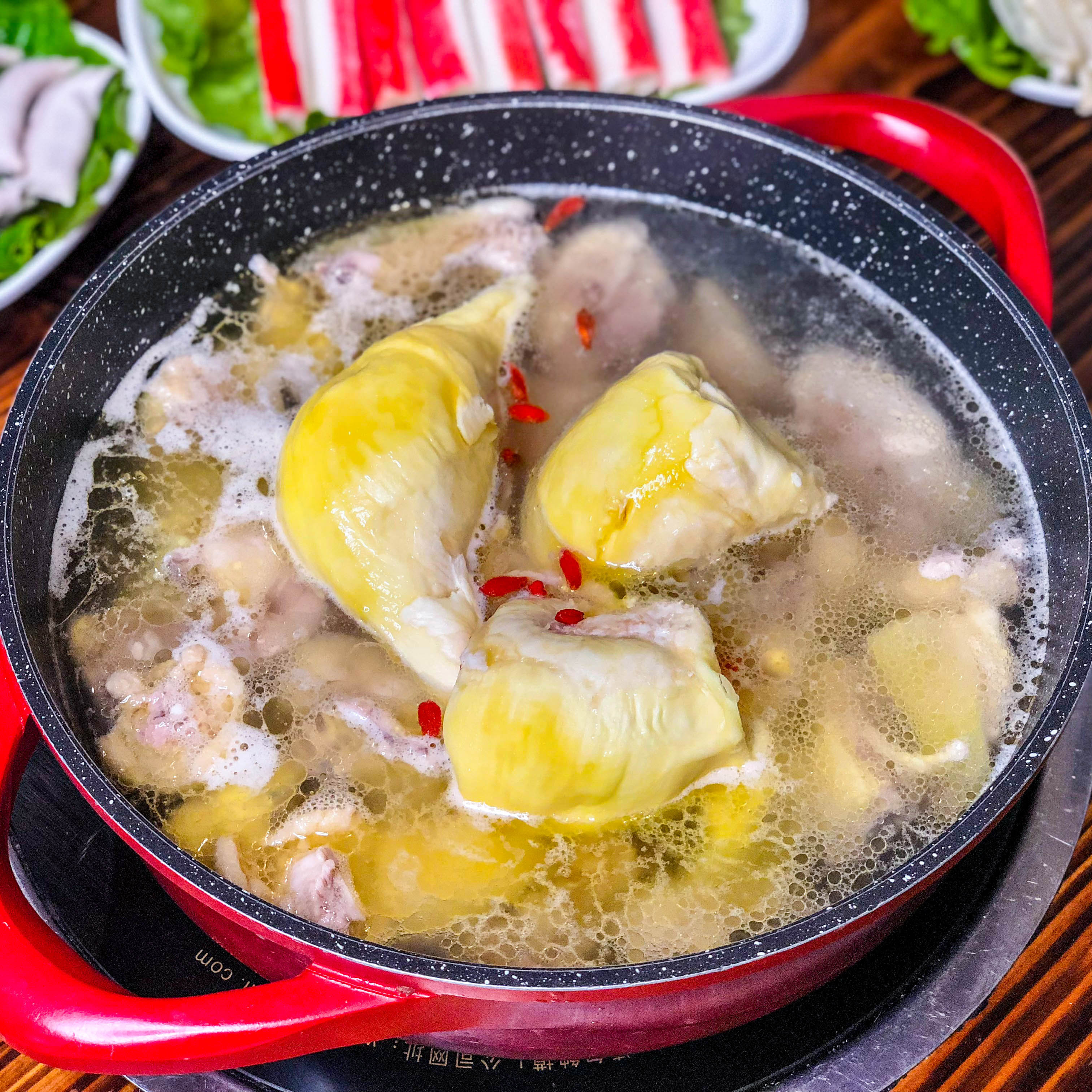 8折抢网红榴莲鸡煲!来新颖鸡煲让你"榴莲忘返",仅限安宁路店使用