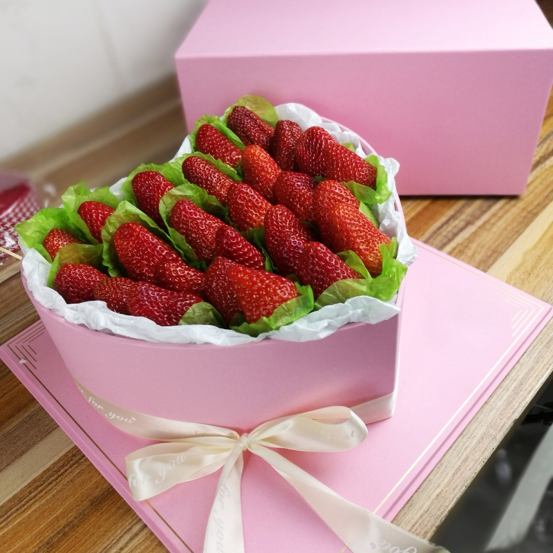 草莓心形礼盒-27颗草莓精美浪漫惊喜送女友老婆爱人生日情人节礼物