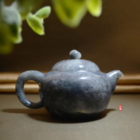 和田玉（青花）玉壶--宫廷壶（宋鸣放6644）179.92g