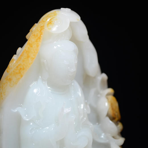 和田玉（羊脂玉）独籽摆件--观音716g（孙有庚） 商品图8