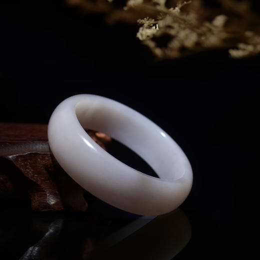 和田玉（烟青）手镯 61# 商品图2