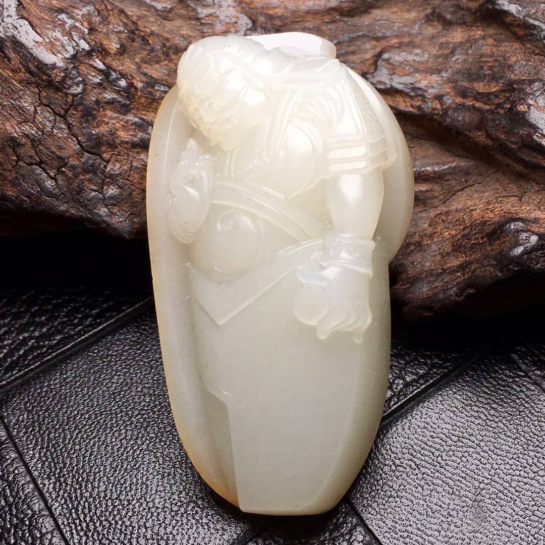 【903585】新疆和田玉籽料武将挂件