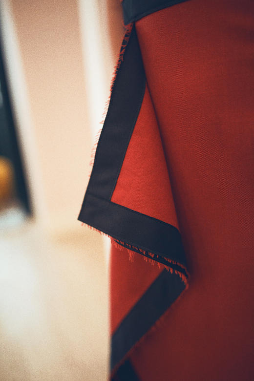 AtelierMissLu / Penelope 探戈橘黑边抹胸礼服 商品图4