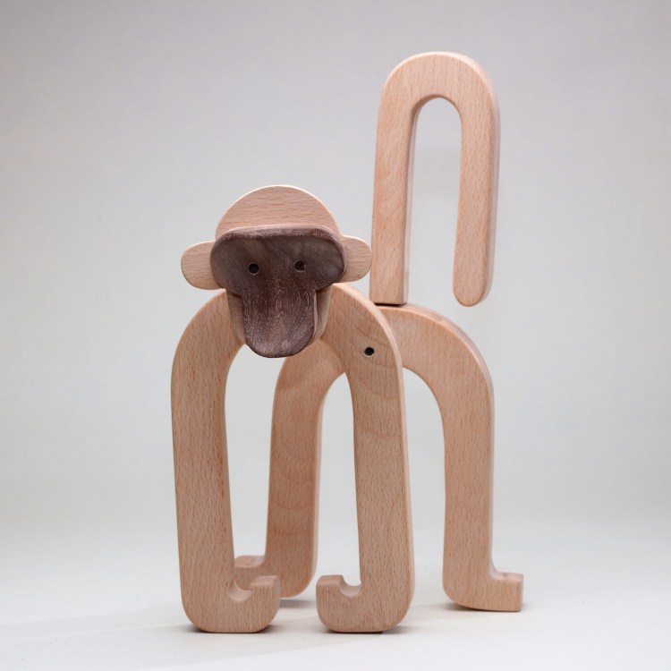 卡洛斯猴子艺术创意木制玩具摆件软装陈列办公室家居桌面工艺品